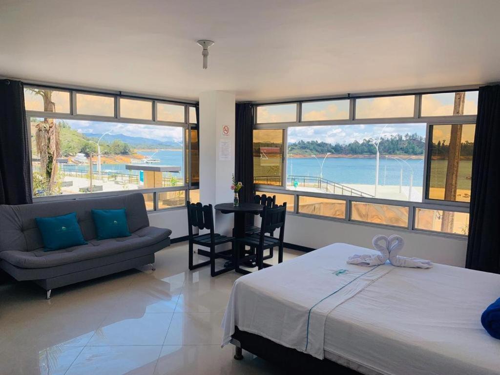 Hospedaje 3 Esquinas Guatapé Εξωτερικό φωτογραφία